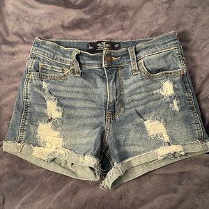Hollister distressed jean short